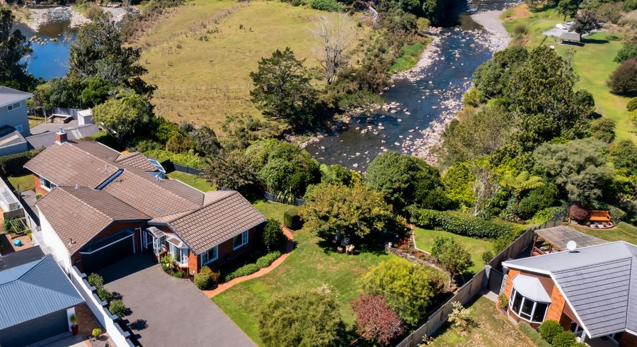  at 1C Waiwera Place, Merrilands, New Plymouth