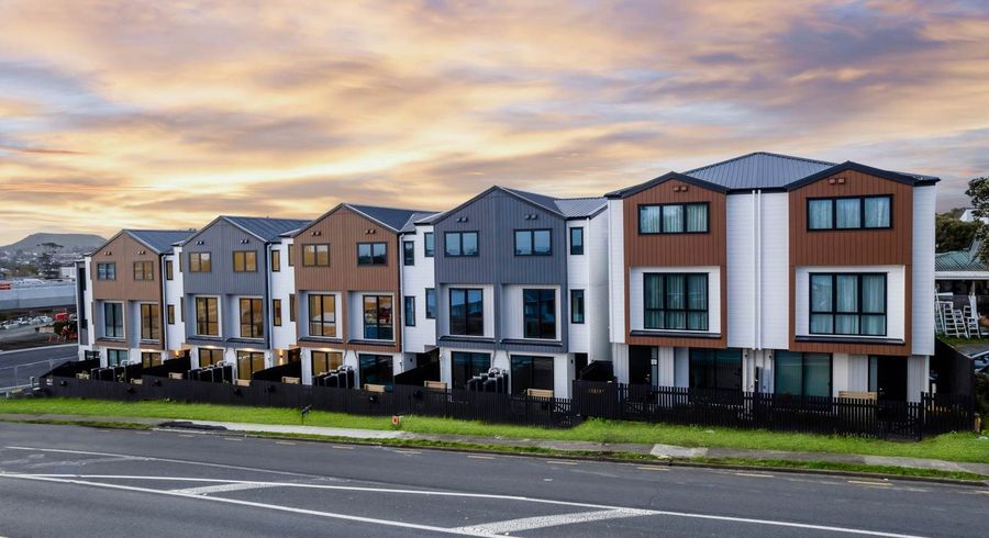  at 4/2 Reeves Road, Pakuranga, Manukau City, Auckland