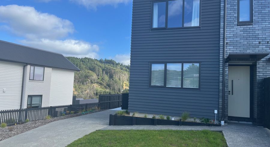  at 56 Oakum Road, Whitby, Porirua, Wellington