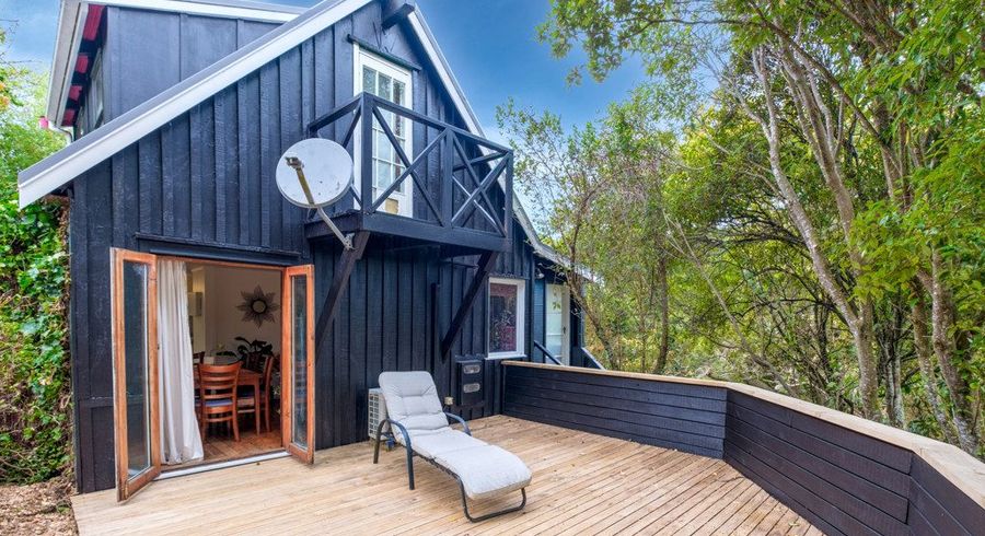  at 27 Frank Street, Oneroa, Waiheke Island