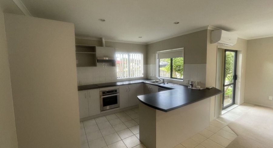  at 37 Hilltop Road, Flat Bush, Auckland