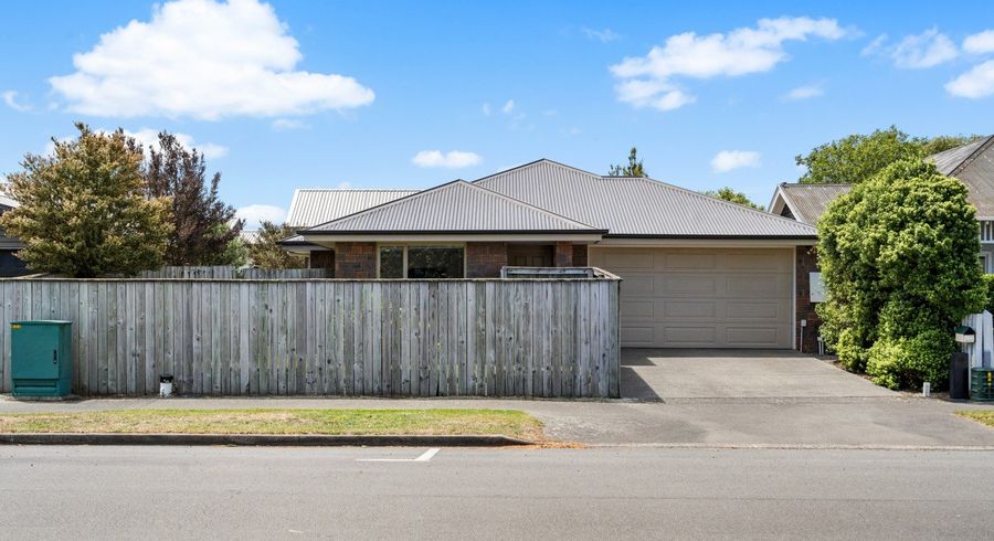  at 16 Lindores Street, Addington, Christchurch City, Canterbury