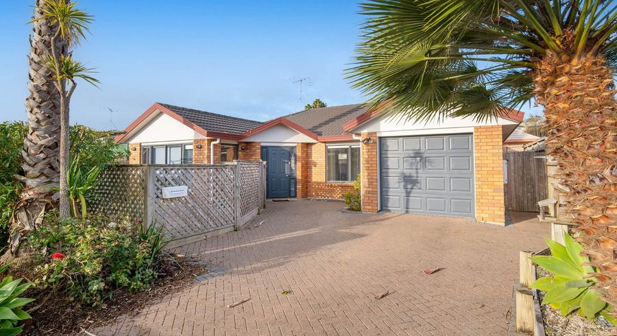  at 10 Angel Way, Stanmore Bay, Rodney, Auckland