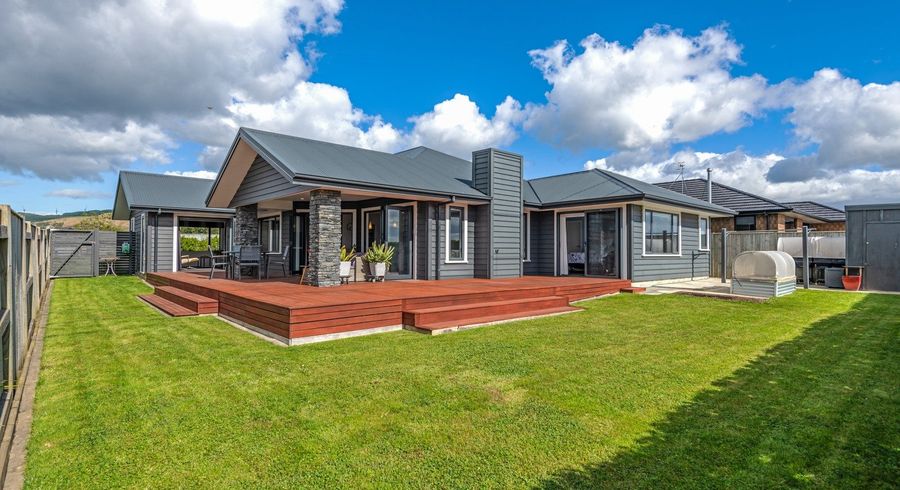  at 25 Silicon Way, Fitzherbert, Palmerston North