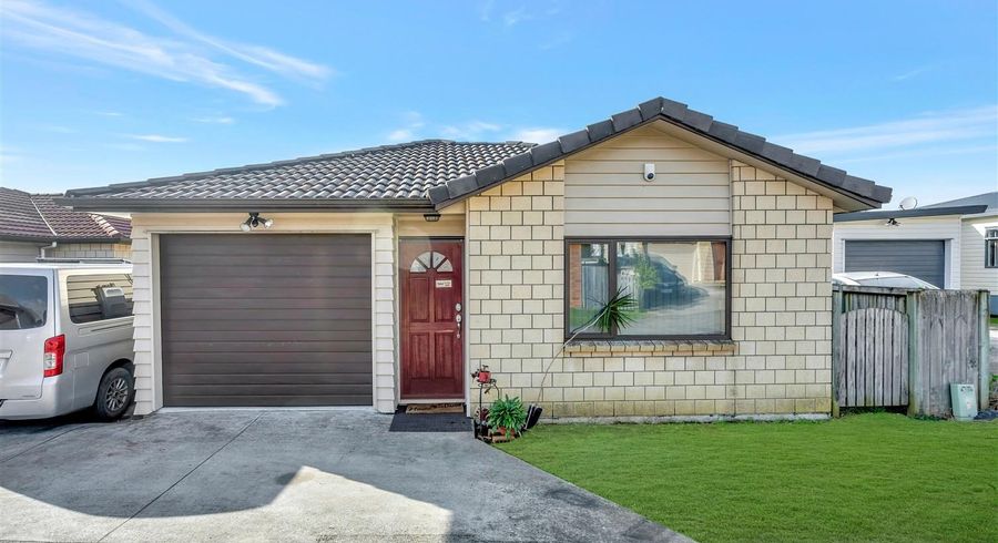  at 32C Gifford Road, Papatoetoe, Auckland