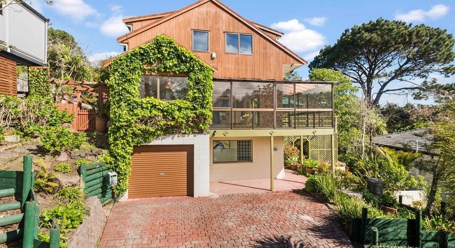  at 11 Hebe Place, Birkenhead, North Shore City, Auckland