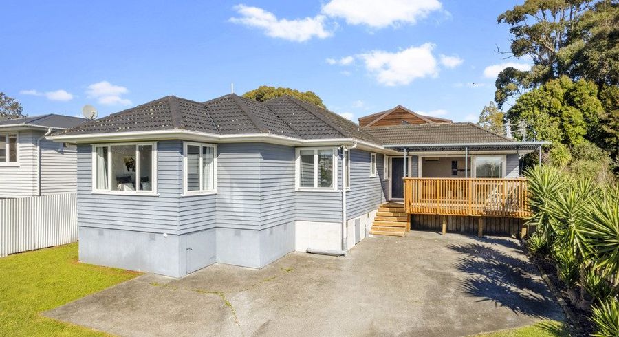  at 1/324 Swanson Road, Henderson, Waitakere City, Auckland