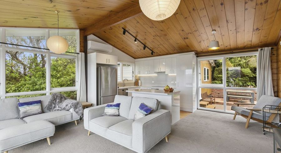  at 2a Oakleigh Street, Maungaraki, Lower Hutt, Wellington