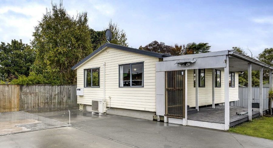 at 400 Burnett Street, Mahora, Hastings, Hawke's Bay