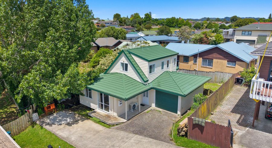  at 2/30 Forest Hill Road, Henderson, Waitakere City, Auckland