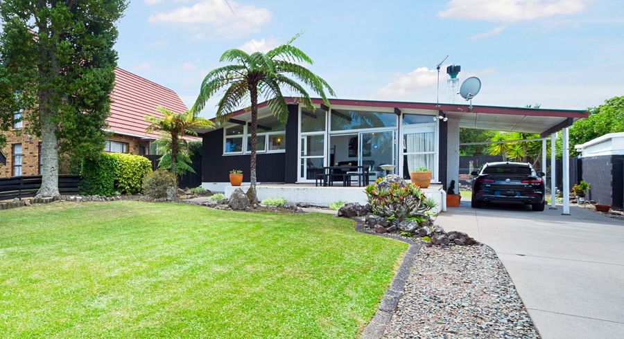  at 360 Main Road, Huapai, Kumeu
