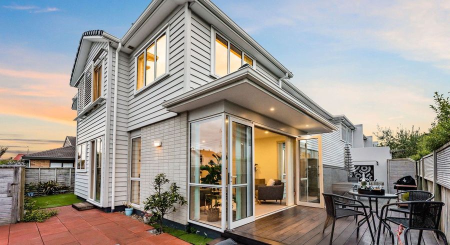  at 28A INVERNESS RD, Browns Bay, Auckland