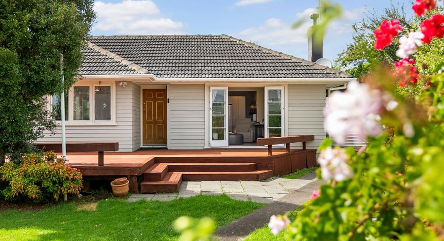  at 3 Brookfield Road, Te Atatu Peninsula, Waitakere City, Auckland