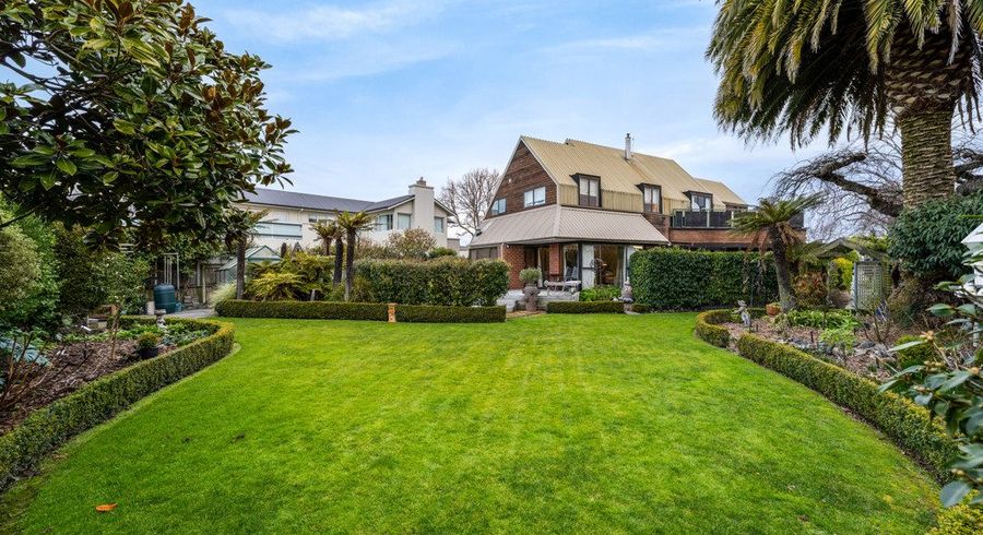  at 40 Browns Road, St. Albans, Christchurch City, Canterbury