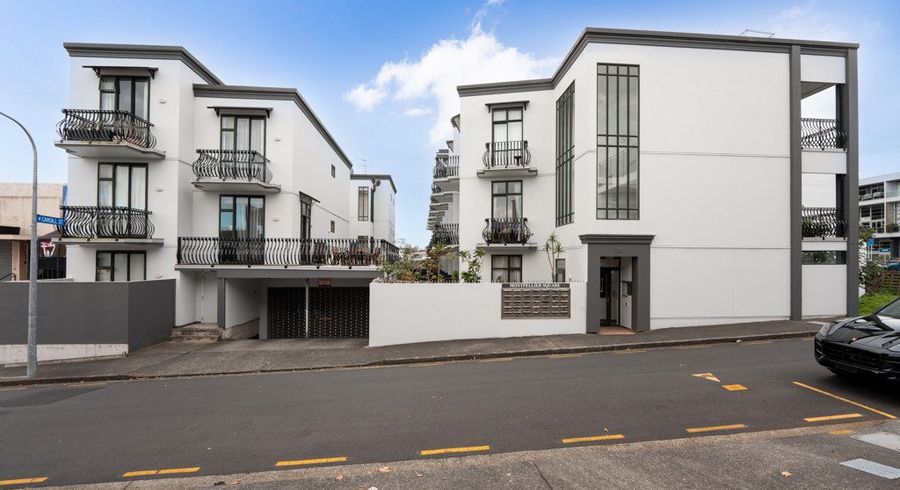  at 2J/30 Randolph Street, Eden Terrace, Auckland City, Auckland