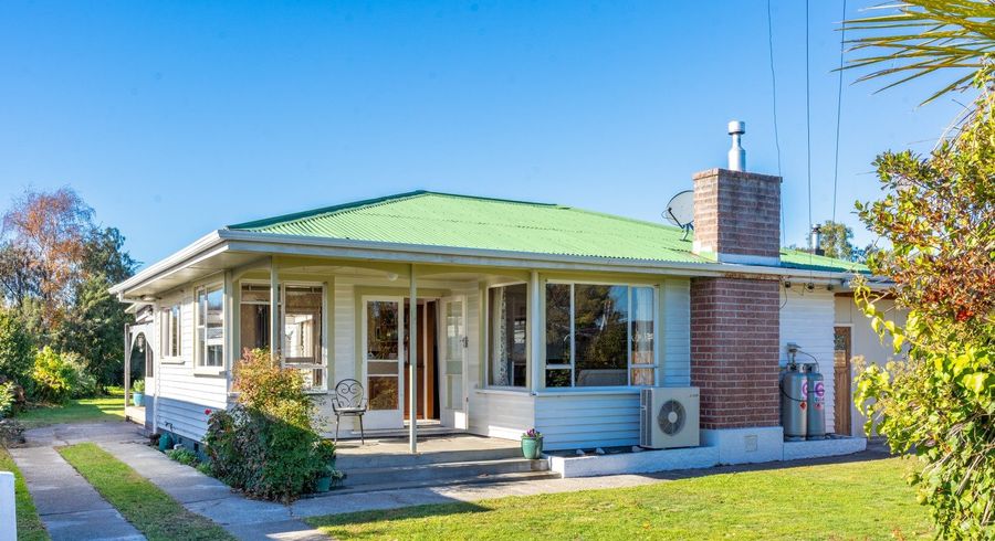  at 5 Glenroy Crescent, Springlands, Blenheim