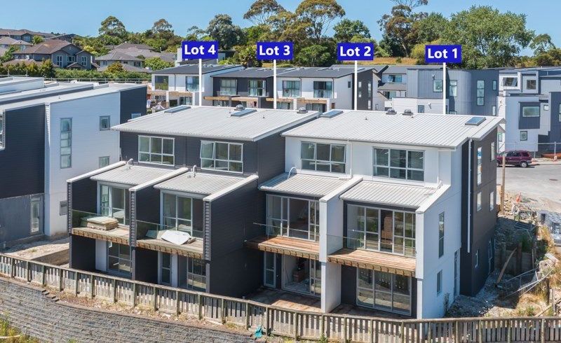  at 3/ 10 Vinifera Place, Albany, North Shore City, Auckland