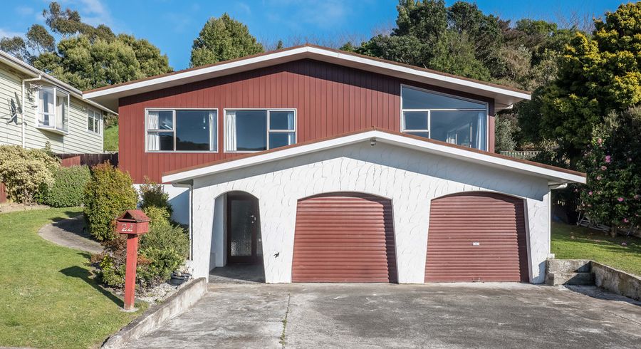  at 22 Rembrandt Avenue, Tawa, Wellington