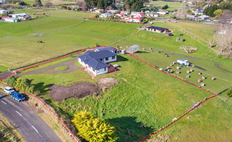  at 33 Mount Biggs Road, Halcombe