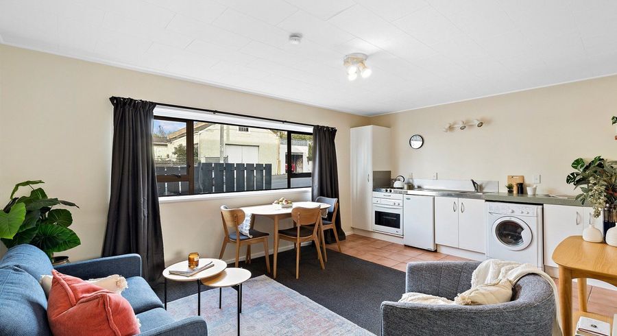 at 1/52 Russell Terrace, Berhampore, Wellington