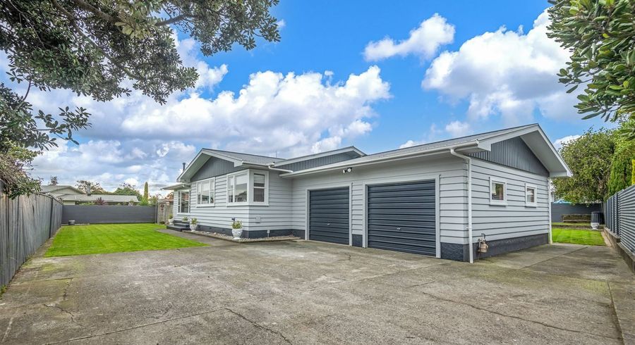  at 27 Karamea Crescent, Kelvin Grove, Palmerston North