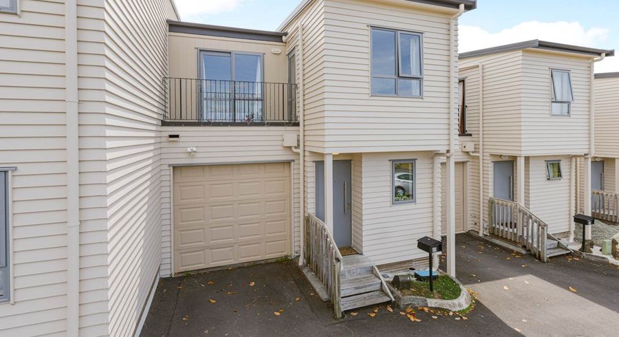  at 20 Chapel Road, Flat Bush, Manukau City, Auckland