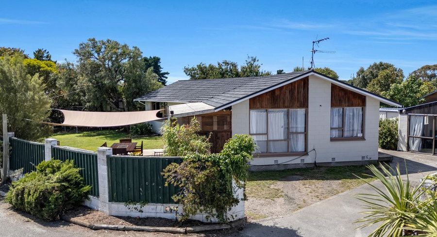  at 10 Jade Place, Parklands, Christchurch