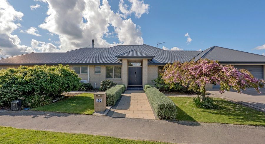  at 152 Horndon Street, Darfield, Darfield