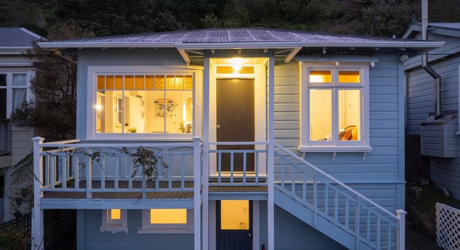  at 176 Sutherland Road, Lyall Bay, Wellington, Wellington