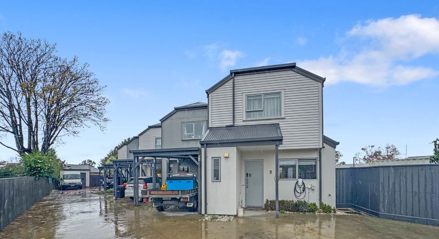  at 2/32 Avalon Street, Richmond, Christchurch City, Canterbury