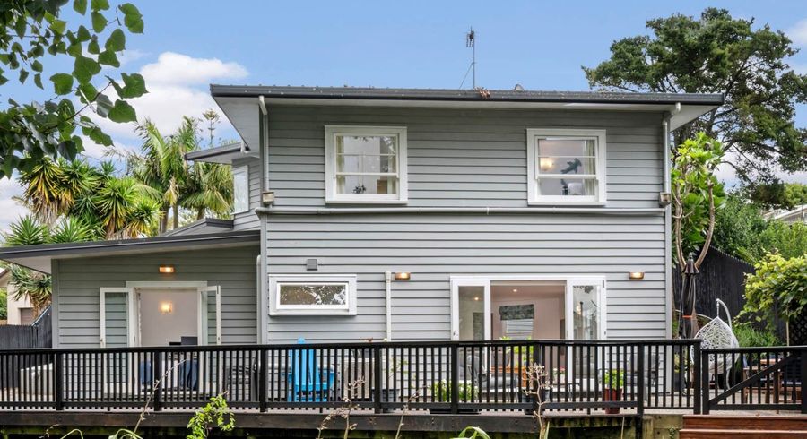  at 10 Blakewell Place, Beachlands, Manukau City, Auckland