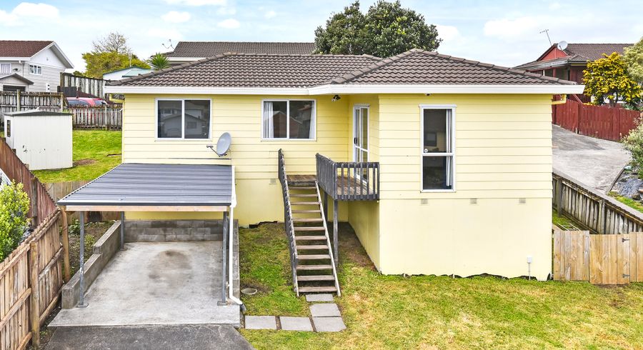  at 1/25 Silver Creek Road, Weymouth, Auckland