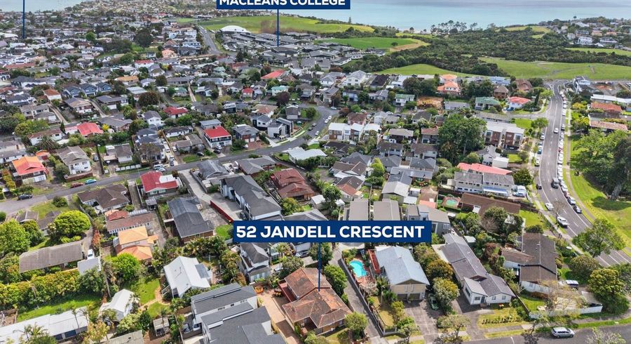  at 52 Jandell Crescent, Bucklands Beach, Manukau City, Auckland