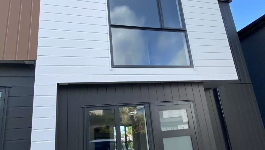  at 1/130 Te Oneroa Way, Long Bay, North Shore City, Auckland