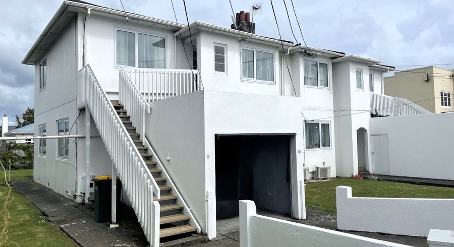  at 87 Whites Line East, Waiwhetu, Lower Hutt, Wellington