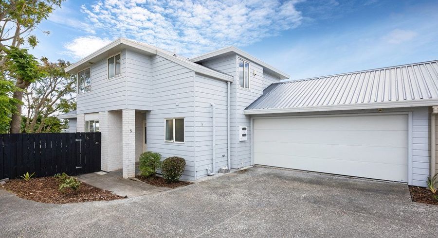  at 5/249 Richardson Road, Mount Roskill, Auckland
