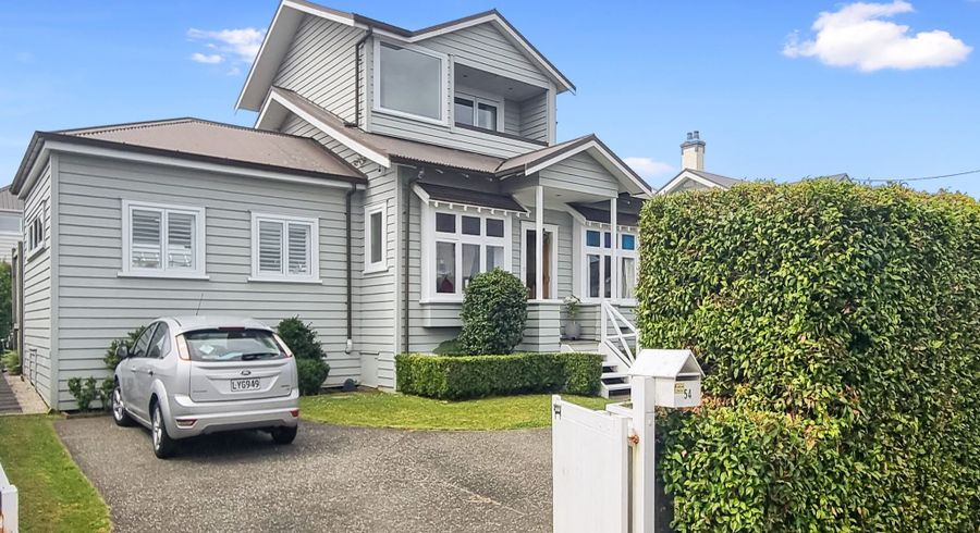  at 1/54 Norwood Road, Bayswater, Auckland