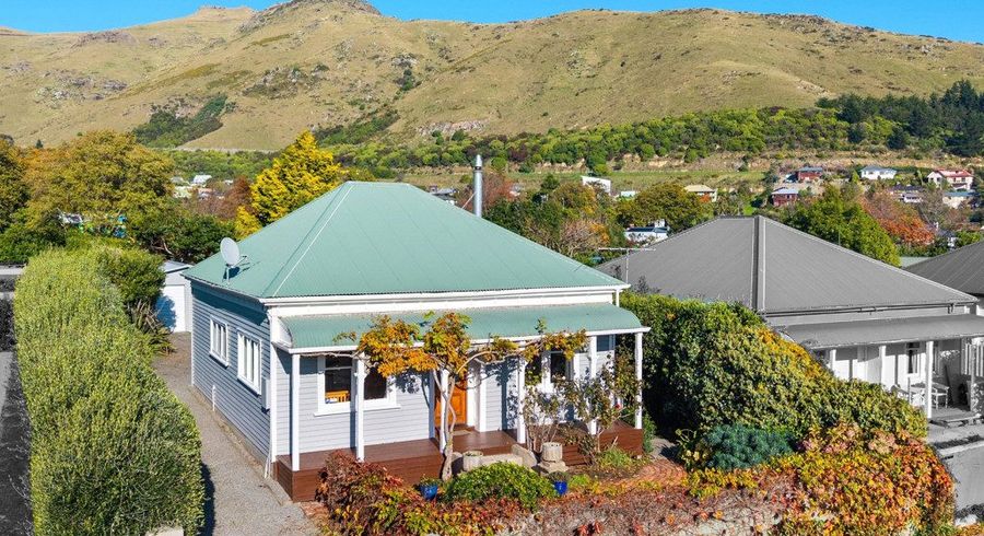  at 18 Rollin Street, Heathcote, Christchurch City, Canterbury