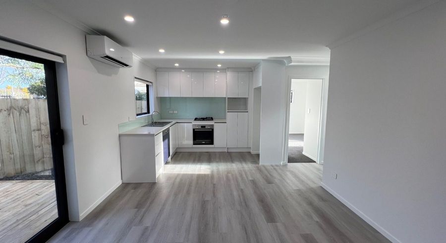  at 9/27 Wentworth Avenue, Papatoetoe, Manukau City, Auckland