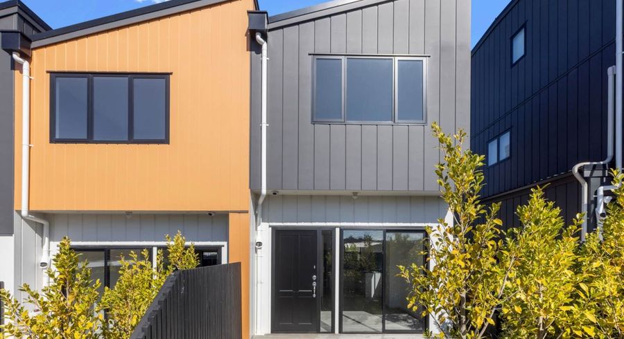  at 329D Rangatira Road, Beach Haven, North Shore City, Auckland