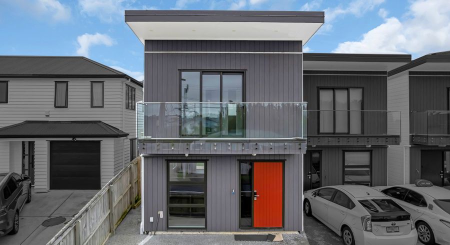  at 4/13 Sarona Avenue, Glen Eden, Waitakere City, Auckland