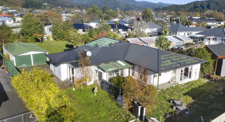  at 4/5 Westminster Road, Wainuiomata, Lower Hutt, Wellington