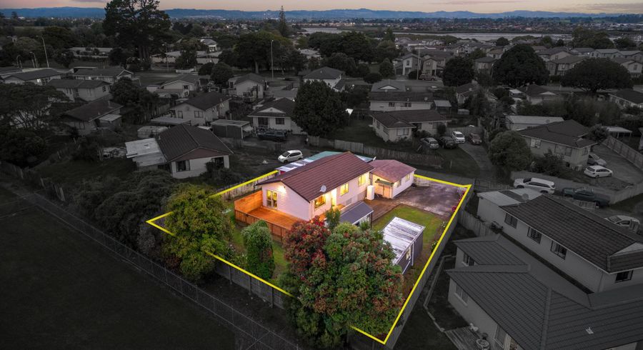  at 12 McGreal Place, Weymouth, Auckland