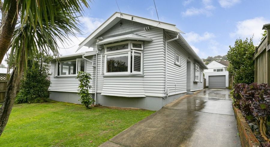  at 17 Fernlea Avenue, Karori, Wellington, Wellington