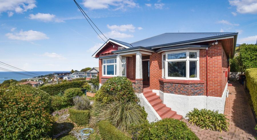  at 49 Earls Road, Saint Clair, Dunedin