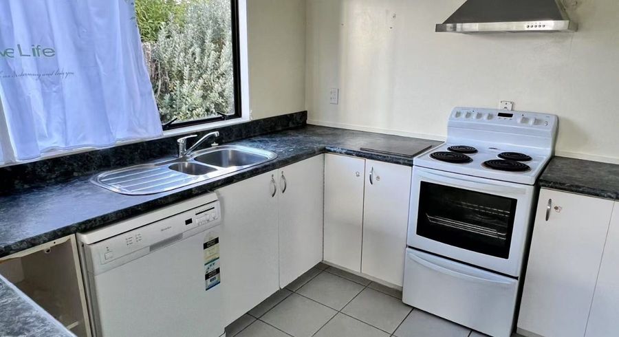  at 10B Belmont Terrace, Milford, North Shore City, Auckland
