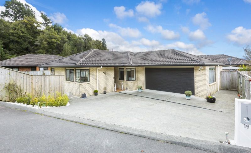  at 19 Aragon Grove, Kingsley Heights, Upper Hutt