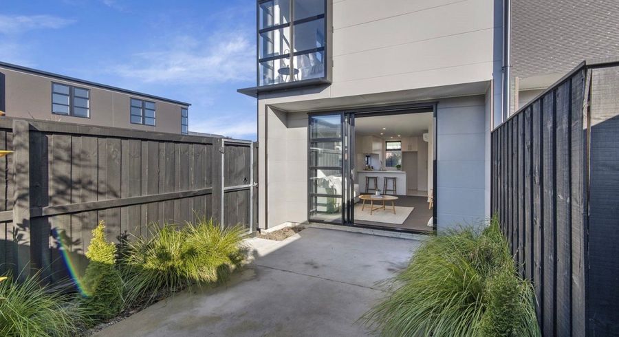  at 2/68 Barbour Street, Waltham, Christchurch City, Canterbury