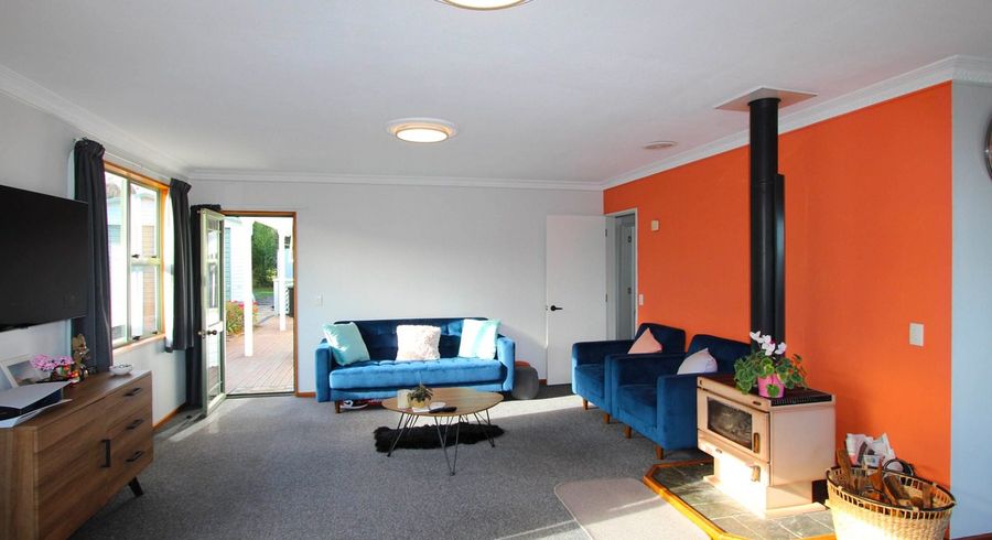  at 7 Thomson Street, Green Island, Dunedin, Otago