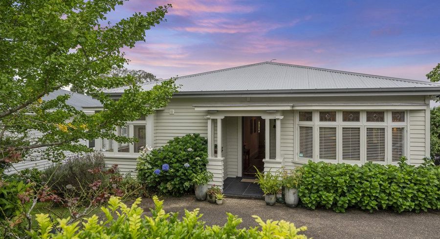  at 14 Lloyd Avenue, Mount Albert, Auckland